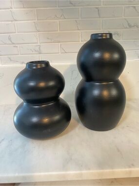 Matte Black Double-Gourd Ceramic Vase - Set of 2